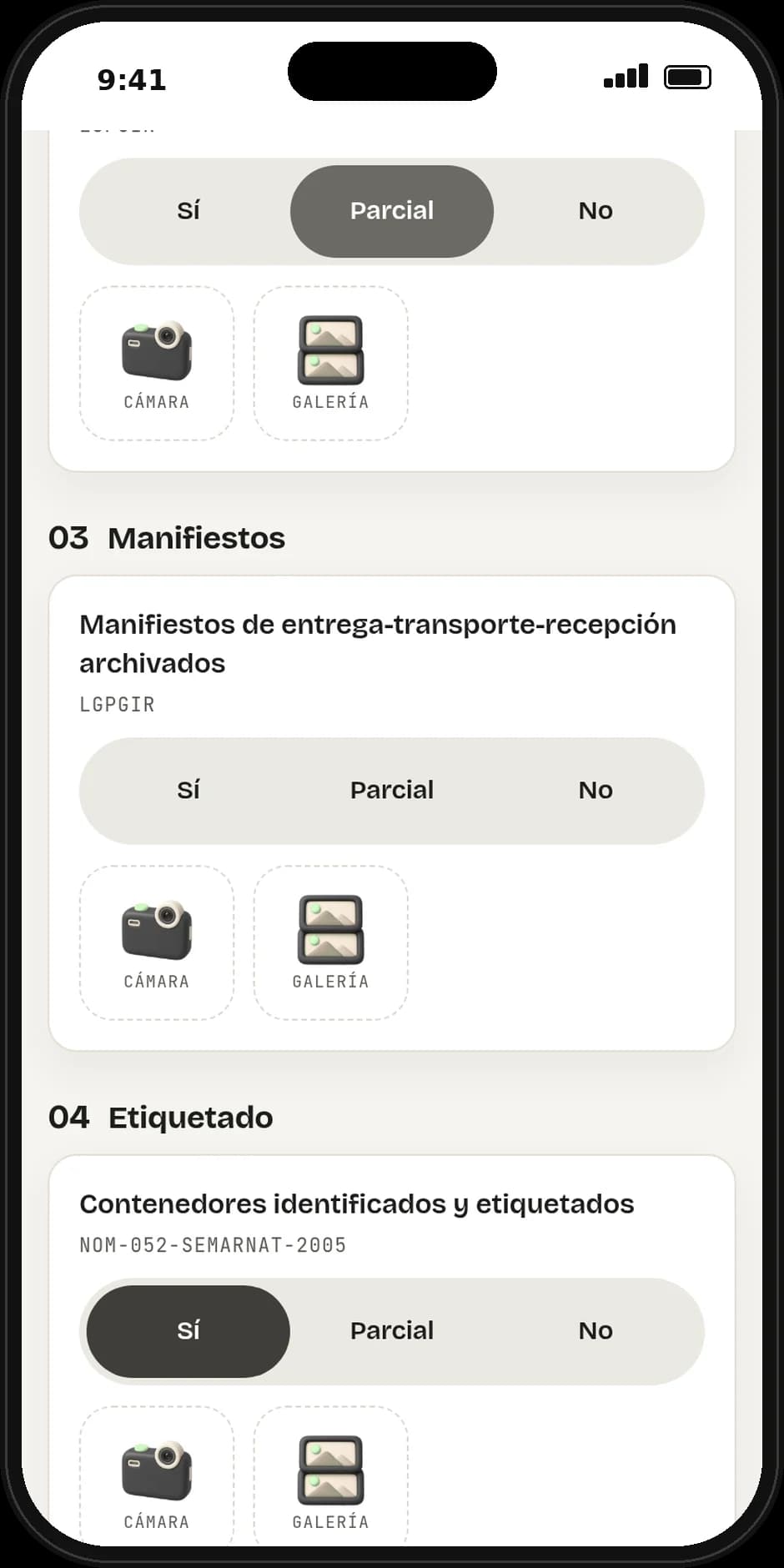 Pantalla de la app con captura de evidencia fotográfica por punto de inspección